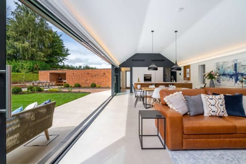 "Hand on heart, the best Holiday Home I have ever stayed in." Henry, UK