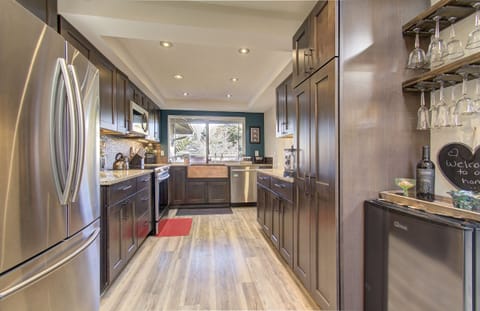 Fully Loaded Kitchen with everything you need!