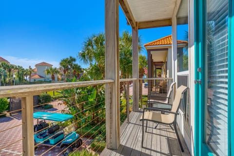 Peekaboo Views of Gulf! Destiny Beach Villas 20