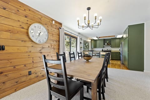 Table expands to seat 10-12.