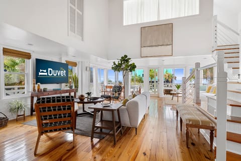 Sandy Dog Beach House | Beach Access