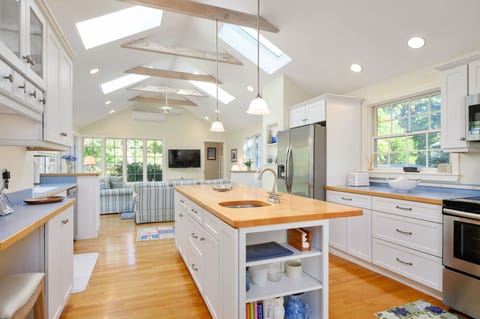 Bright and airy kitchen at 6 Brooks Lane Harwich Port Cape Cod - New England Vacation Rentals  #BookNEVRDirectBrooksLaneBeachHouse
