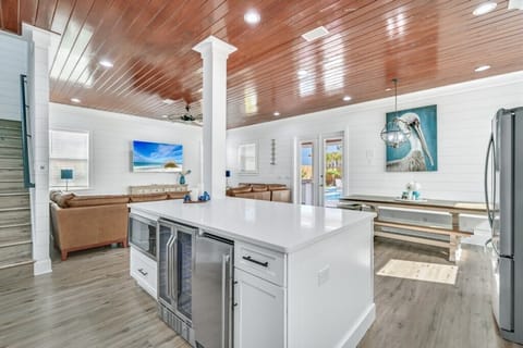 Beverage Cooler & Ice Maker (first floor)