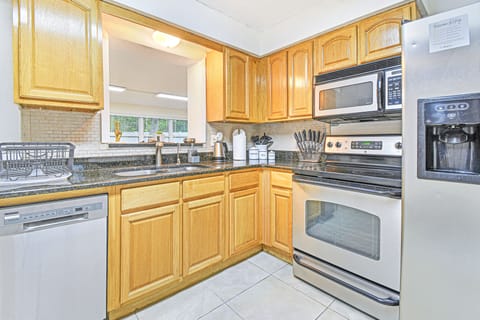 Fully equipped kitchen! 