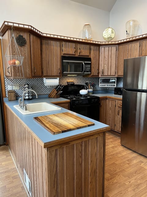 Stocked kitchen with all the things you'll need to prepare a meal