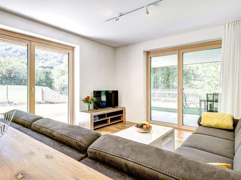 Alvier Lodge - La Montanara Apartment in Brand