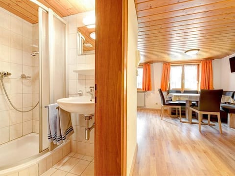 Apartment Brügga (1A) - Föhrenhof Farm Stay in Brand