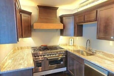 30cfc607 403c 4fbc 9c6e 8f86b780170d