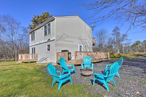 Long Pond Vacation Rental | 3BR | 1.5BA | 1,350 Sq Ft | Stairs Required