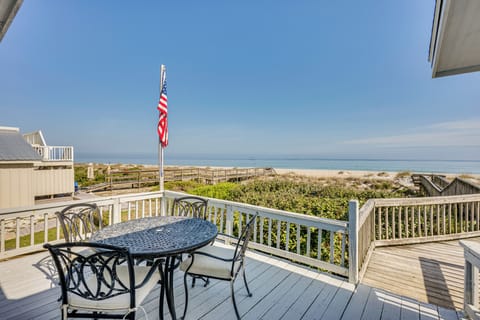 Fernandina Beach Vacation Rental | 5BR | 2.5BA | 2,000 Sq Ft | Stairs Required
