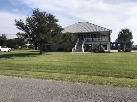 Front of house (street side)