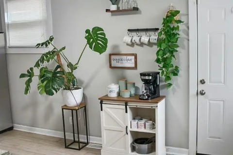 Coffee Bar with Complimentary coffee,creamer,sugar and Tea