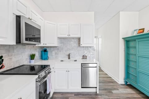 All new appliances in the kitchenette