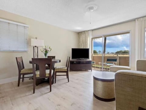Unwind with breezy indoor-outdoor lounging and sunset-ready seating.
