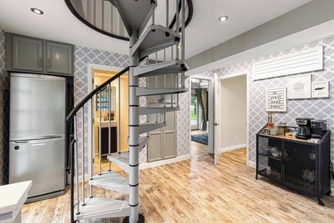 Full Bath with walk in shower. 