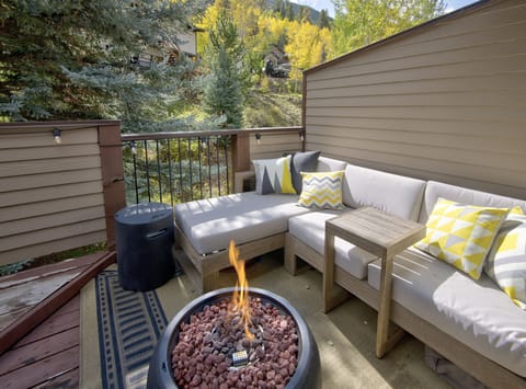 Deck with firepit