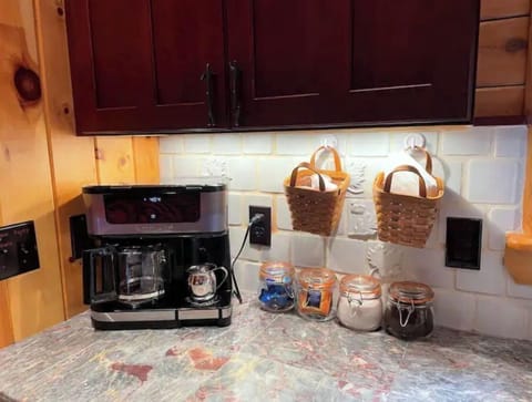 Coffee station with k-cups, ground coffee, hot tea, sugar & creamers