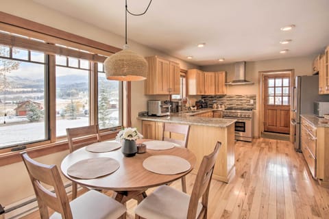 Dining Area | Dishware/Flatware | High Chair | Trash Bags/Paper Towels