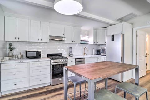 Kitchen | Cooking Basics | Ice Machine | Organic Coffee, Tea & Snacks | Spices