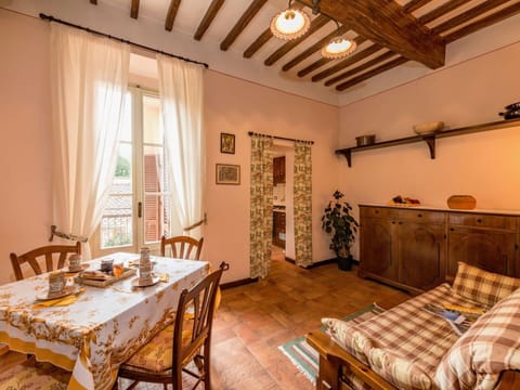 Table, Furniture, Property, Picture Frame, Chair, Wood, Window, Interior Design, Curtain, Floor