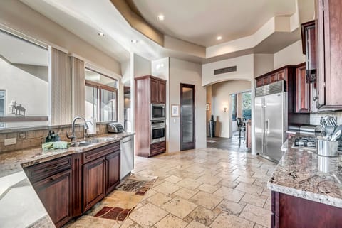 Fully Equipped Kitchen with High-end appliances