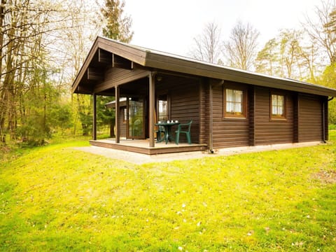 Plant, Building, Property, Sky, Natural Environment, Tree, Wood, Shade, Land Lot, Natural Landscape
