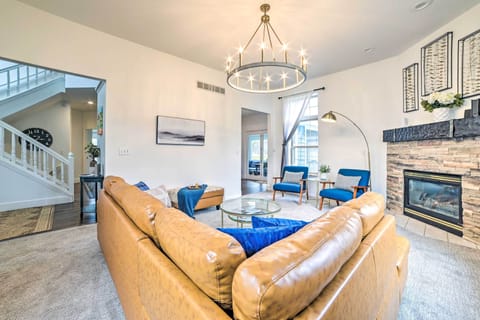 Bellaire Vacation Rental | 5BR | 4.5BA | 3,560 Sq Ft | Stairs Required