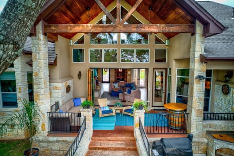 More seating spaces for the best views in the villa