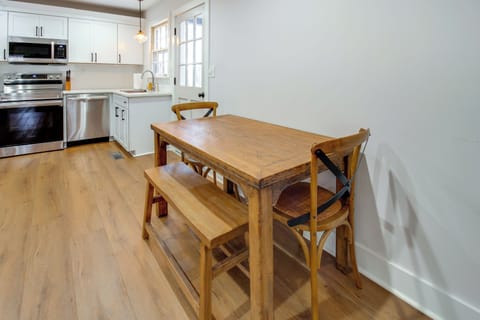 Dining Table | Dishware & Flatware | 1st Floor