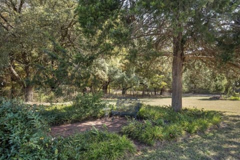 Enjoy the tranquility of the country at the Bethany Lodge!