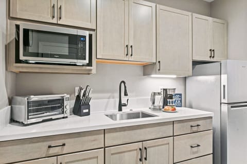 Whip up delicious meals with ease using smart oven, hot plate, and more