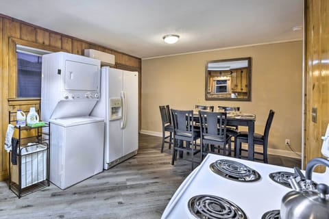 Kitchen | Cooking Basics | Portable Dishwasher | Paper Towels/Trash Bags