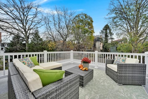 Rooftop Deck