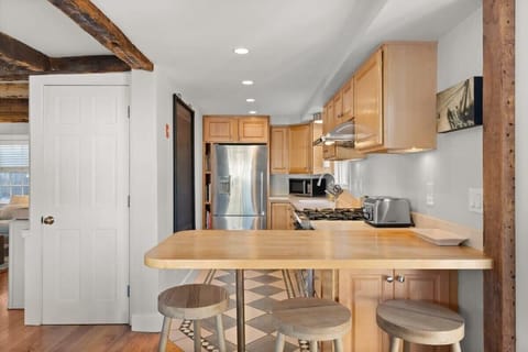 Fully equipped and stocked kitchen.