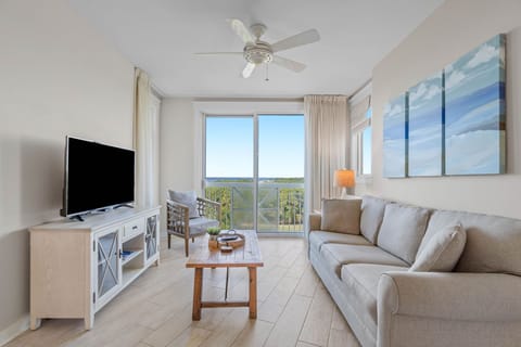 Living area with sleeper sofa (sleeps 2)