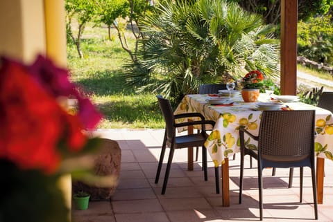 La veranda e il giardino