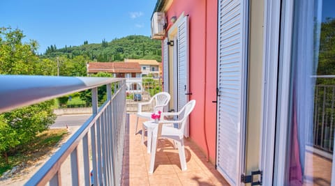 Stacys Apartment 3 near Sidari- By the Balcony 