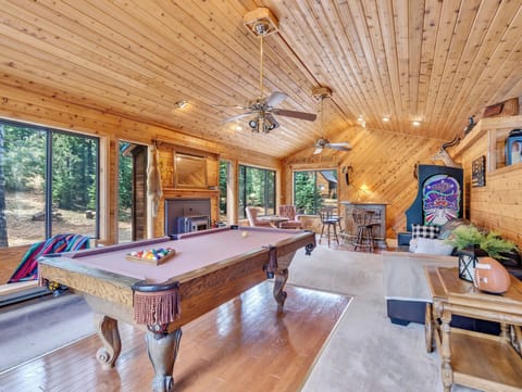 Main level game room