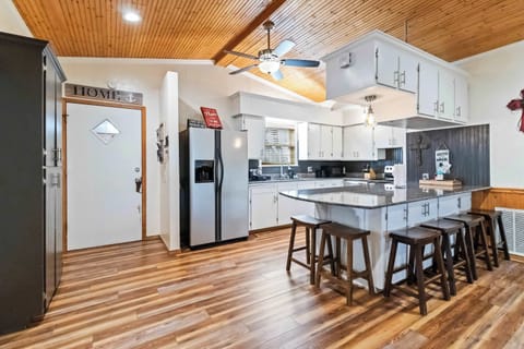 Kitchen and Seating
