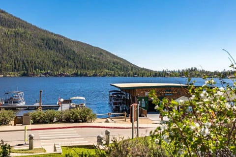 Grand Lake