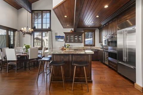 Indoors, Hardwood, Flooring, Floor, Kitchen