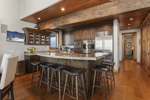 Indoors, Hardwood, Flooring, Floor, Kitchen