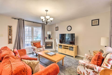 Albrightsville Vacation Rental | 3BR | 1.5BA | 1,934 Sq Ft | Stairs Required