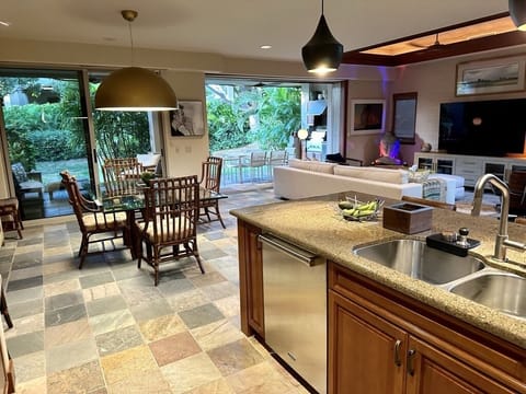 Kitchen island with Cove dishwasher