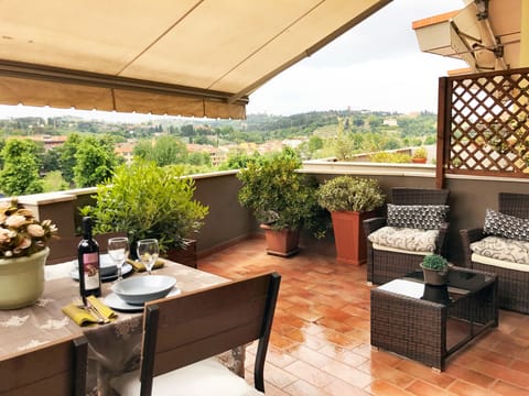 Large Panoramic Terrace