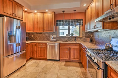 Kitchen | Crockpot | Blender | Cooking Basics