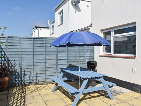 Garden | Dolphin Cottage, Braunton