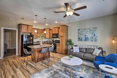 Tallahassee Vacation Rental | 3BR | 3BA | 3 Steps to Access