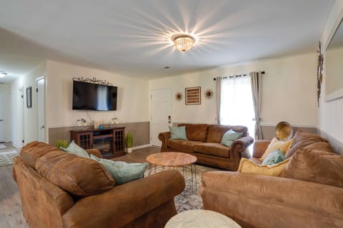 Decatur Vacation Rental | 3BR | 2BA | 1 Step Required to Access | 1,262 Sq Ft