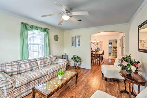 Beaufort Vacation Rental | 3BR | 1BA | 1,128 Sq Ft | 3 Exterior Steps Required